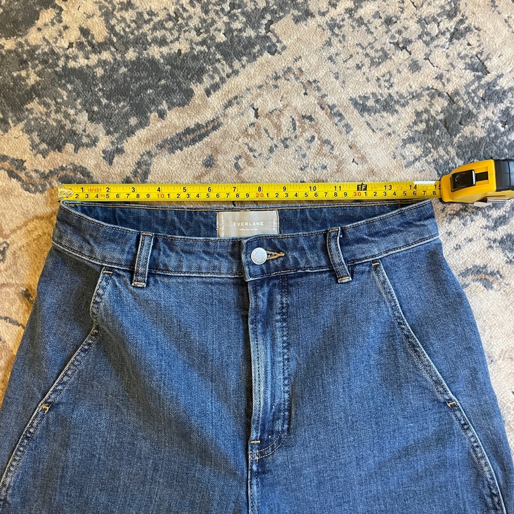 Everlane Classic Blue Jeans - Picture 5 of 10